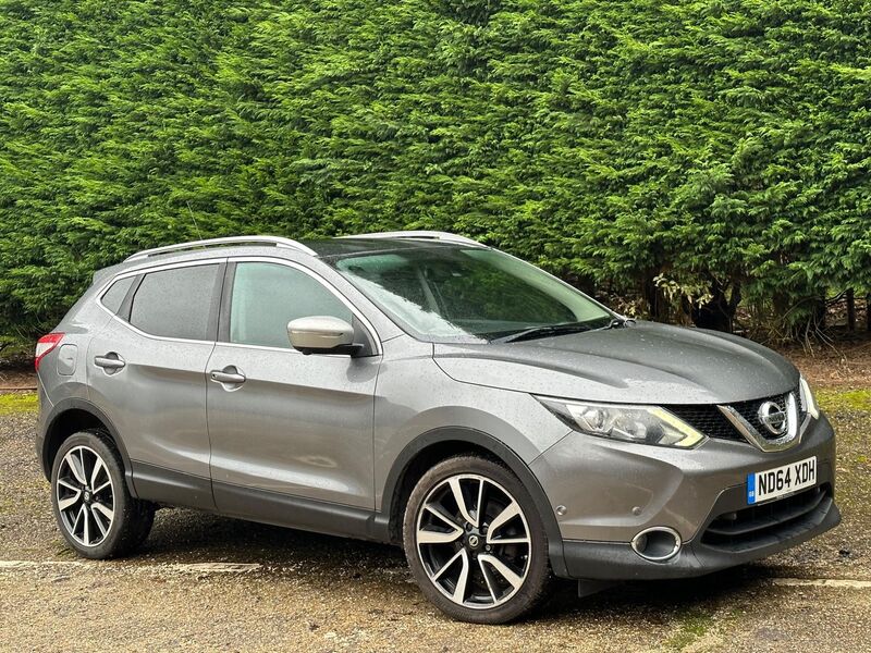 View NISSAN QASHQAI 1.2 DIG-T Tekna 2WD Euro 5 (s/s) 5dr