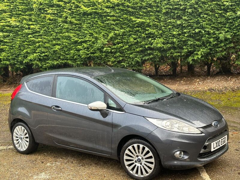 FORD FIESTA
