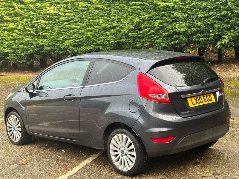 FORD FIESTA