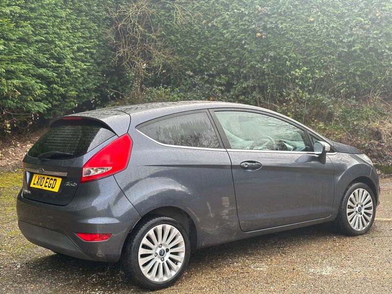 FORD FIESTA