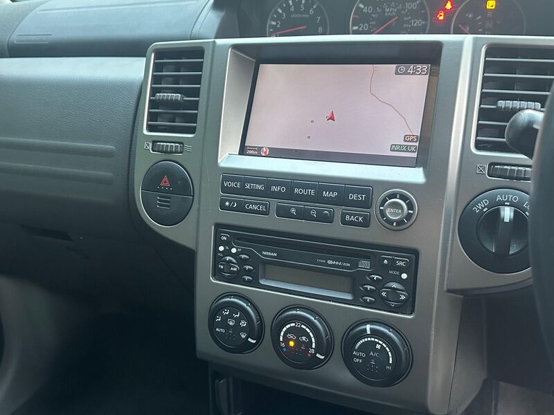 NISSAN X-TRAIL