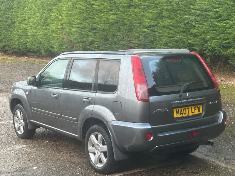 NISSAN X-TRAIL