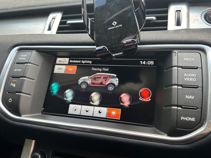 LAND ROVER RANGE ROVER EVOQUE