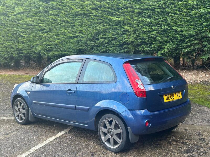 FORD FIESTA