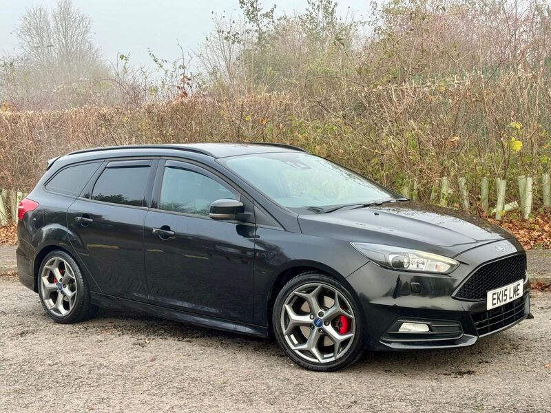 View FORD FOCUS 2.0T EcoBoost ST-3 Euro 6 (s/s) 5dr