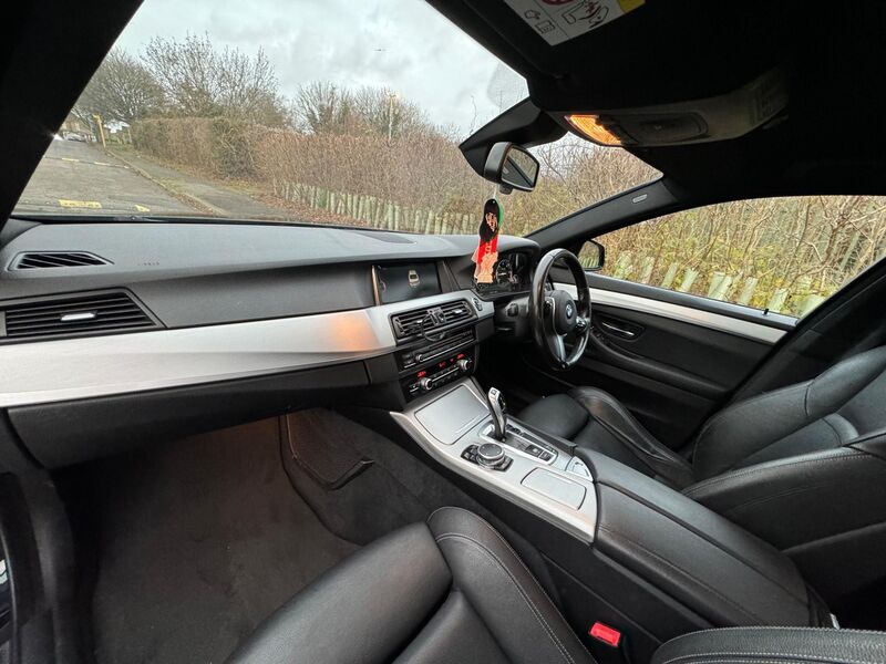 BMW 5 SERIES