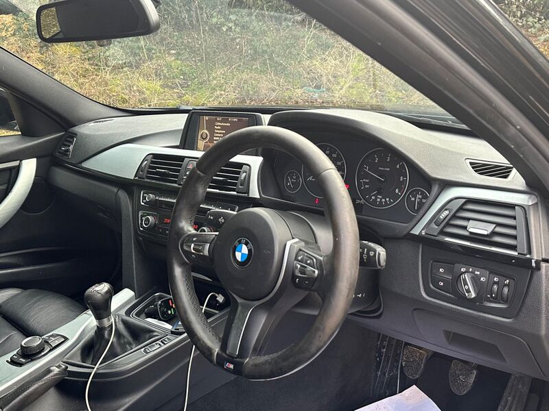 View BMW 3 SERIES 2.0 320d M Sport Touring Euro 5 (s/s) 5dr