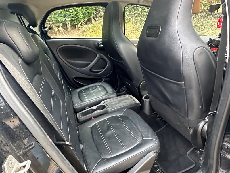 SMART FORFOUR
