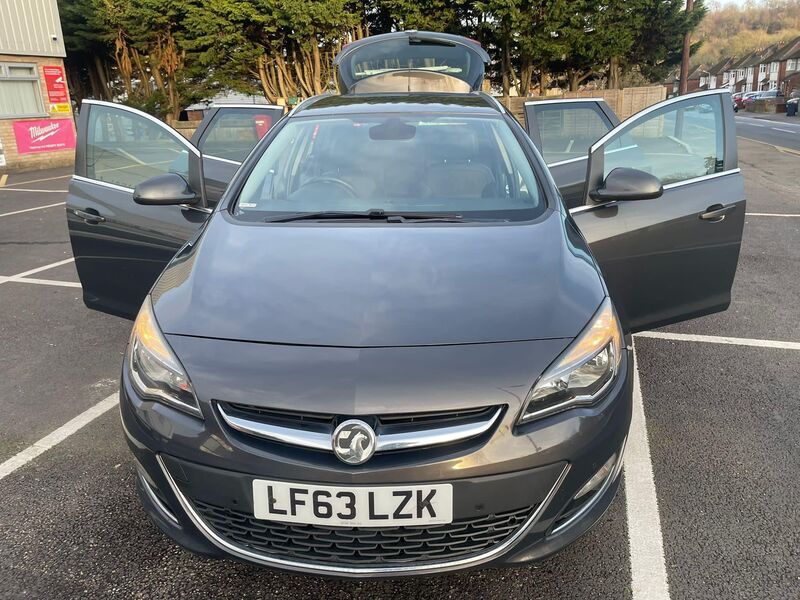 VAUXHALL ASTRA