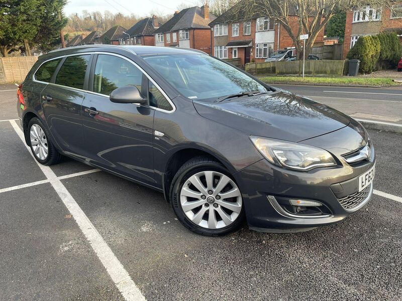 View VAUXHALL ASTRA 2.0 CDTi SE Sports Tourer Auto Euro 5 5dr