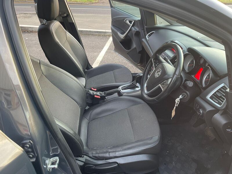 VAUXHALL ASTRA