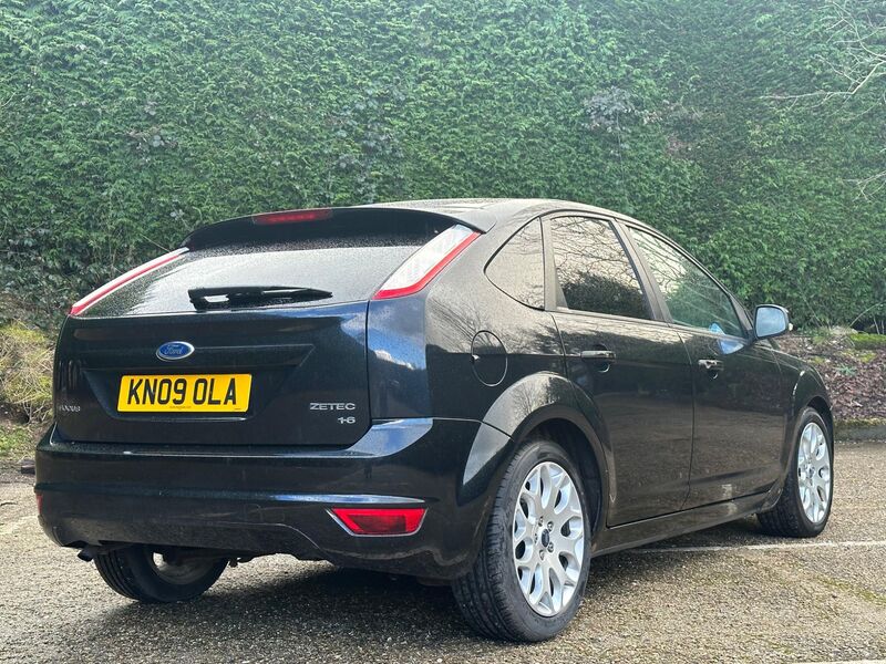 FORD FOCUS
