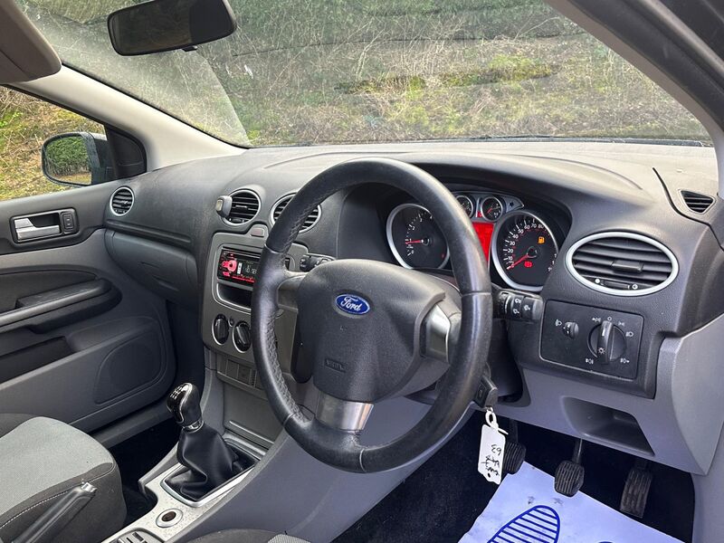 FORD FOCUS