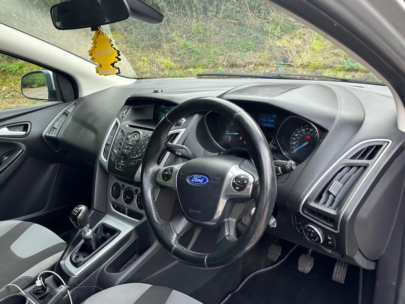 FORD FOCUS