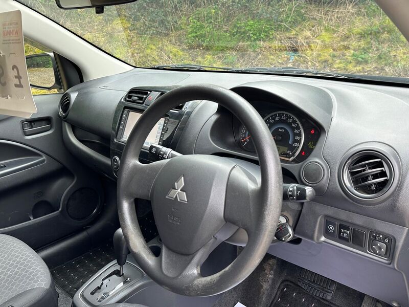 View MITSUBISHI MIRAGE 2012