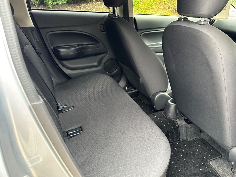 MITSUBISHI MIRAGE