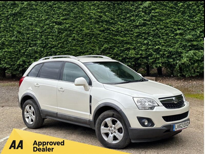 View VAUXHALL ANTARA 2.2 CDTi Exclusiv 2WD Euro 5 (s/s) 5dr