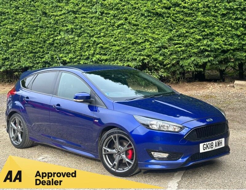 View FORD FOCUS 1.0T EcoBoost ST-Line X Euro 6 (s/s) 5dr