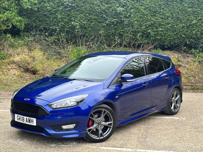 View FORD FOCUS 1.0T EcoBoost ST-Line X Euro 6 (s/s) 5dr