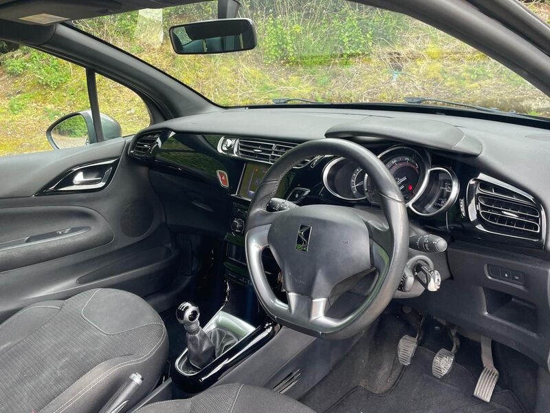 DS AUTOMOBILES DS 3