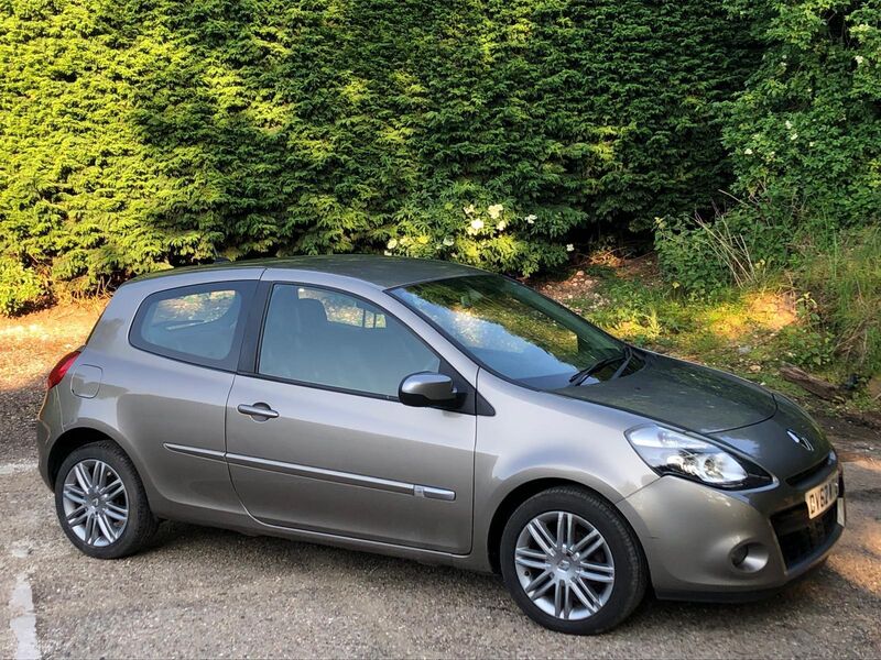 RENAULT CLIO