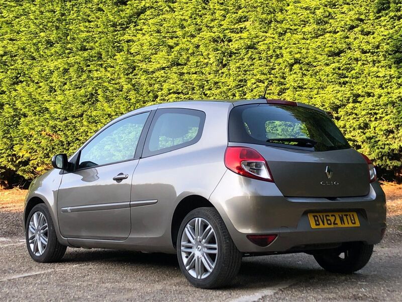 RENAULT CLIO