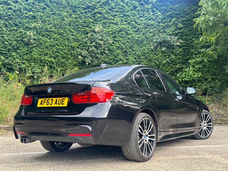 BMW 3 SERIES