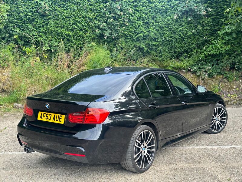 BMW 3 SERIES