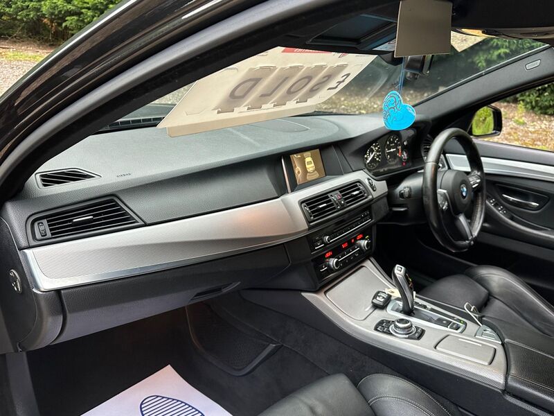 BMW 5 SERIES