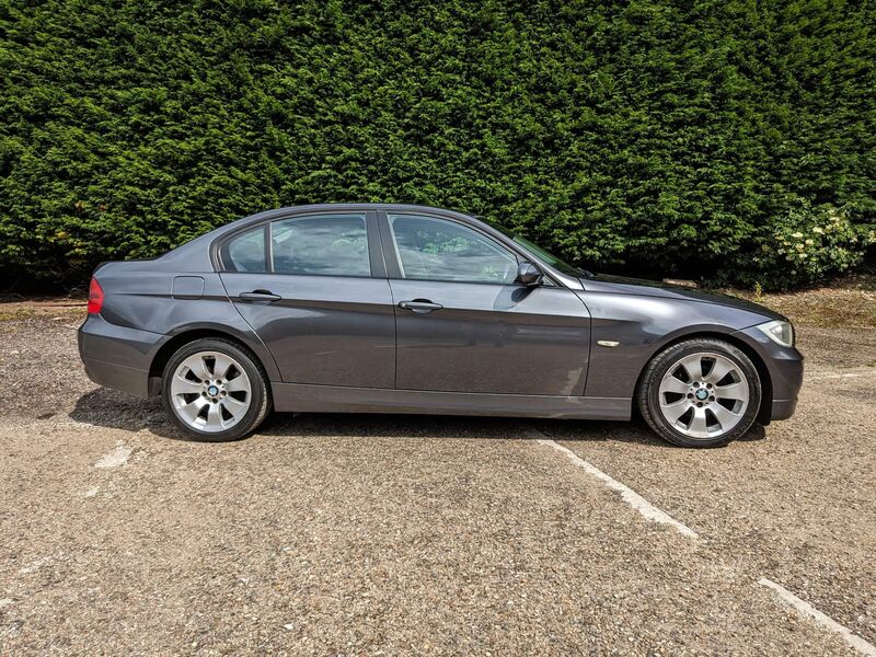 BMW 3 SERIES