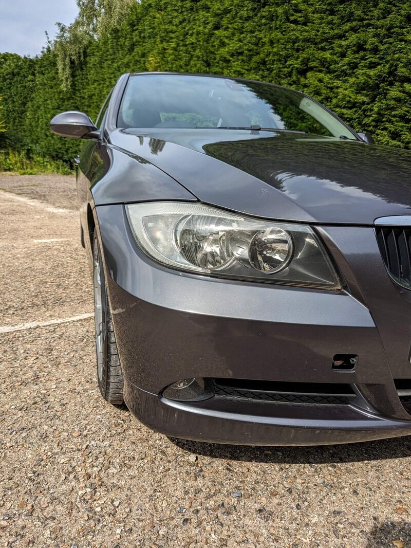 BMW 3 SERIES