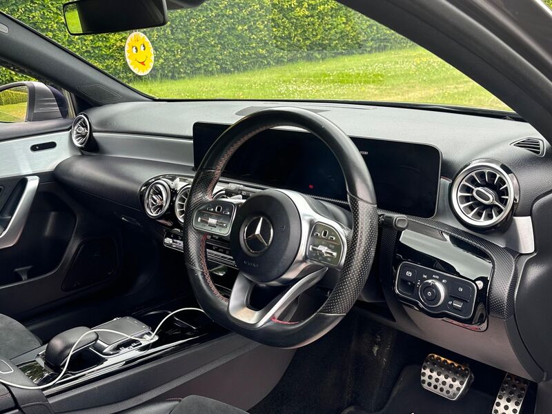 View MERCEDES-BENZ A CLASS 1.5 A180d AMG Line (Premium) 7G-DCT Euro 6 (s/s) 5dr