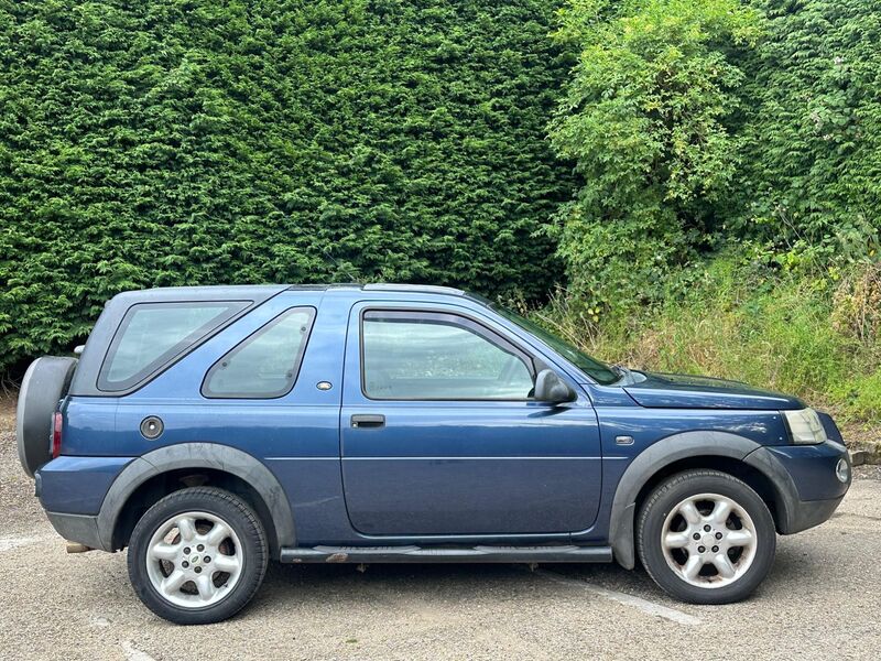 LAND ROVER FREELANDER