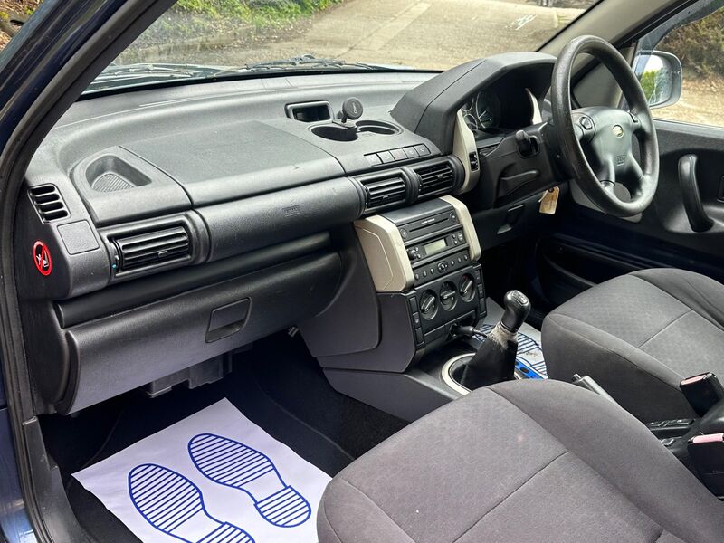 LAND ROVER FREELANDER