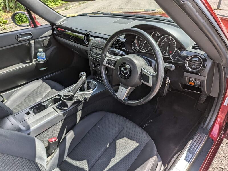 MAZDA MX-5