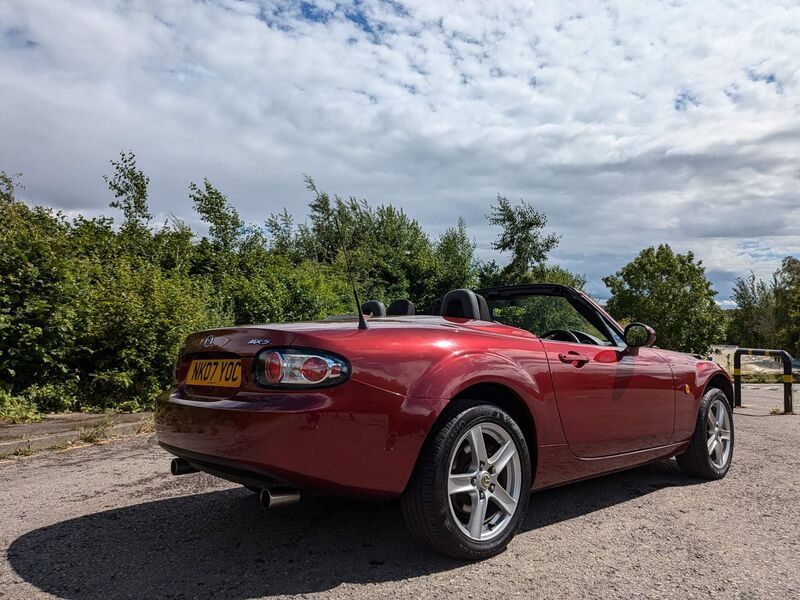 MAZDA MX-5