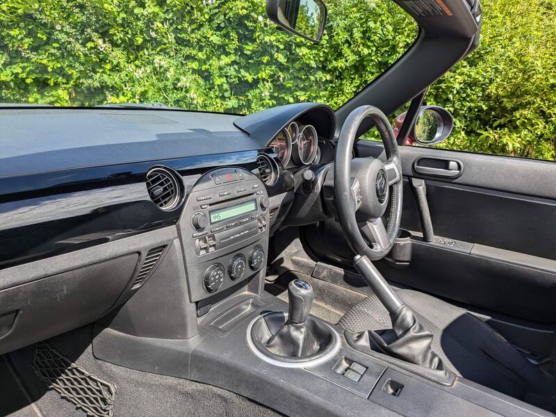 MAZDA MX-5