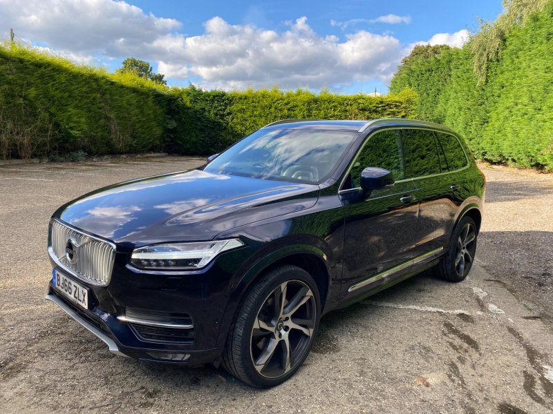 VOLVO XC90