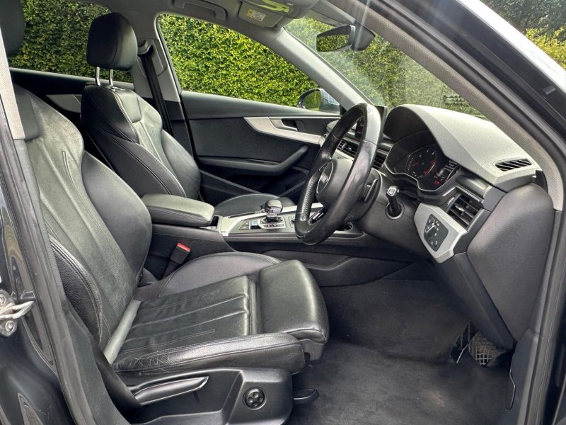 AUDI A4 AVANT
