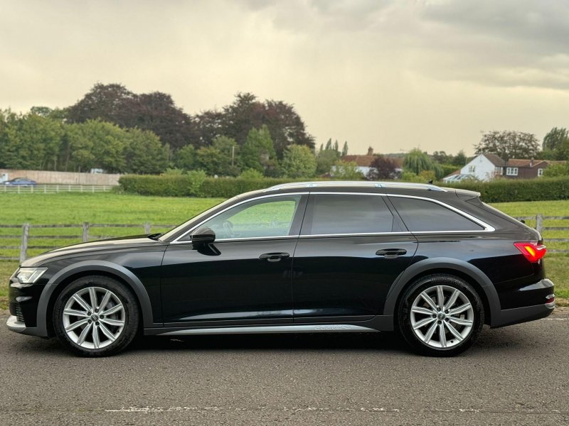 AUDI A6 ALLROAD