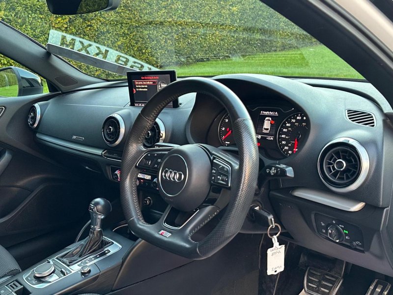 View AUDI A3 1.5 TFSI CoD 35 Black Edition Sportback S Tronic Euro 6 (s/s) 5dr