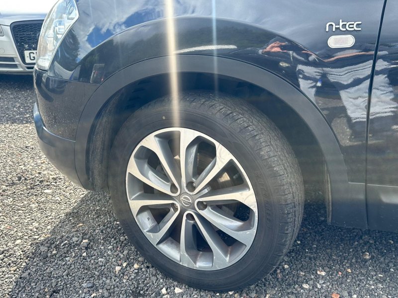NISSAN QASHQAI+2