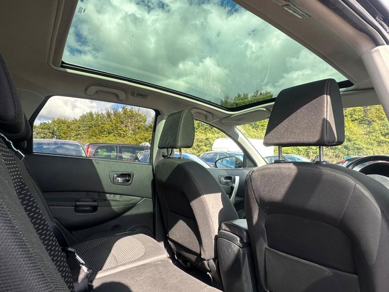 NISSAN QASHQAI+2