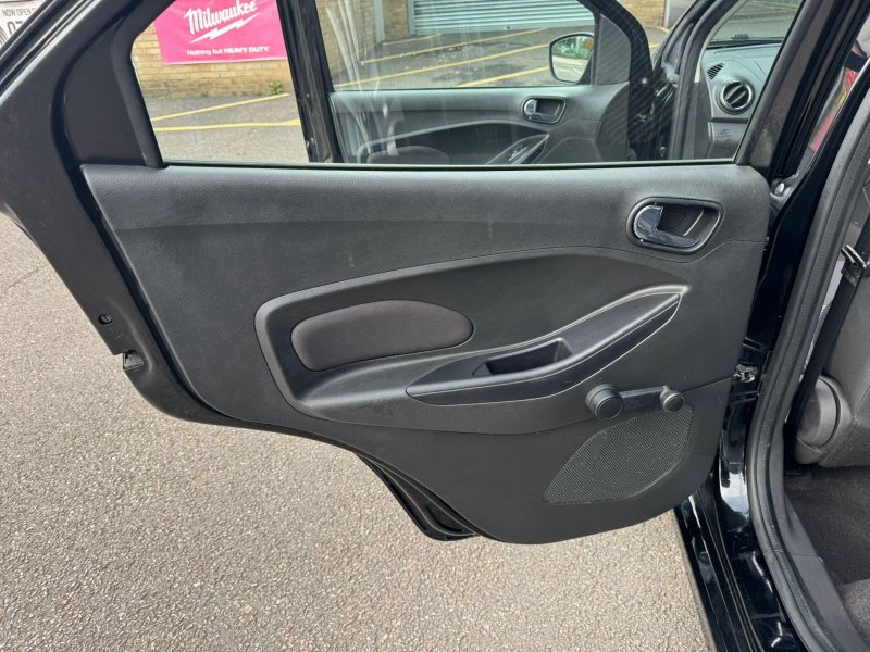 FORD KA+