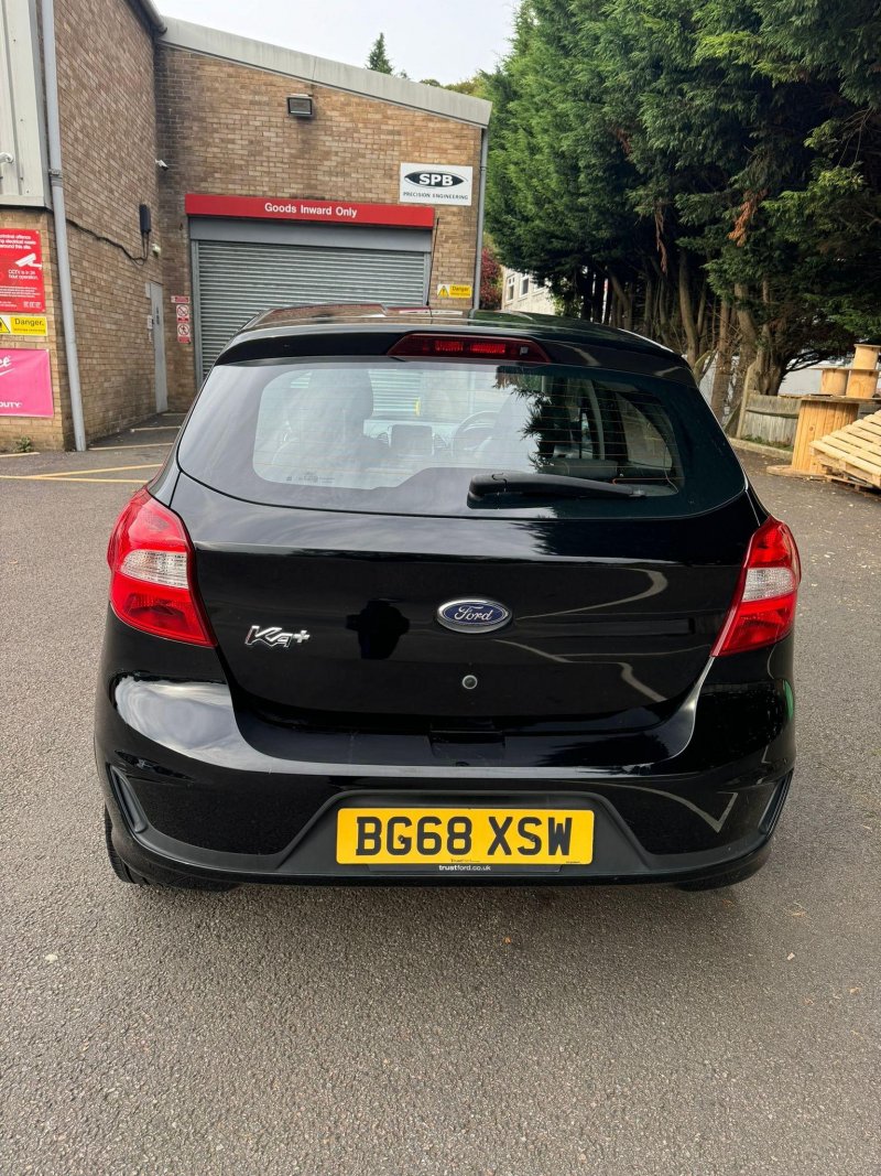 FORD KA+