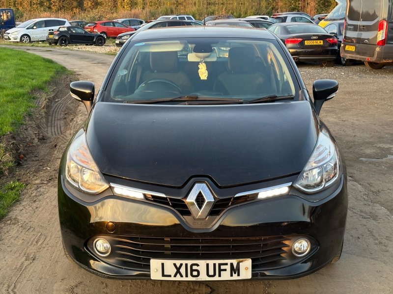 RENAULT CLIO
