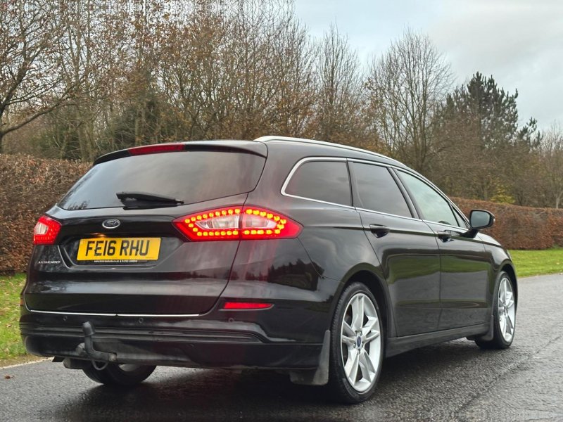 FORD MONDEO