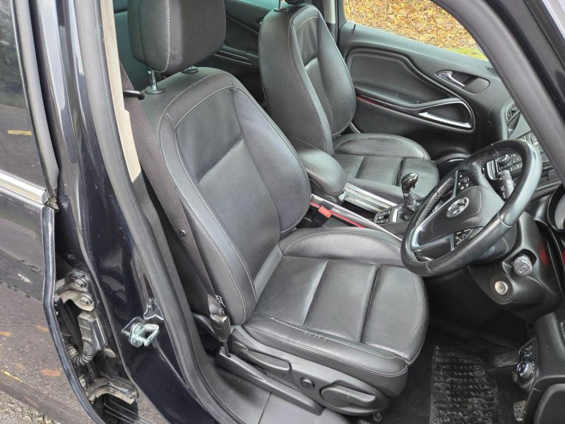 VAUXHALL ZAFIRA TOURER