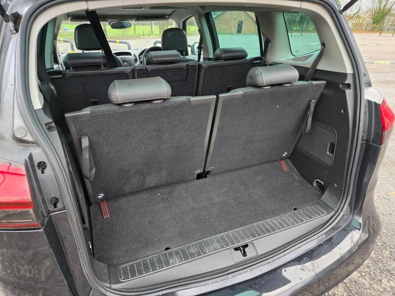 VAUXHALL ZAFIRA TOURER