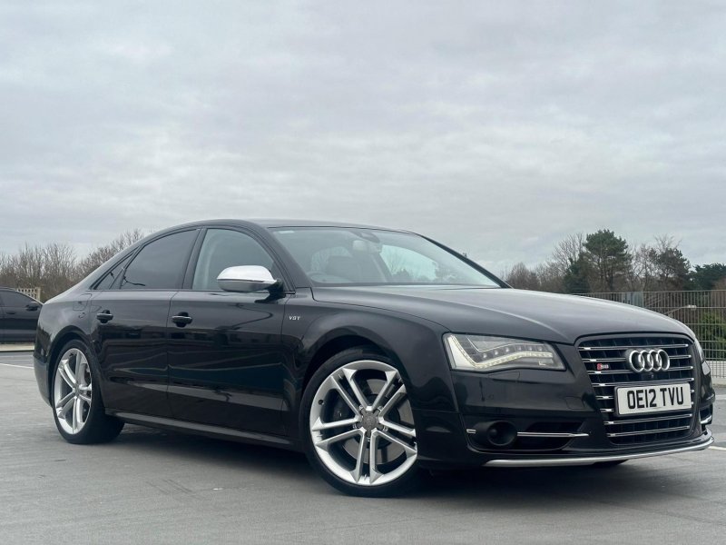 AUDI S8